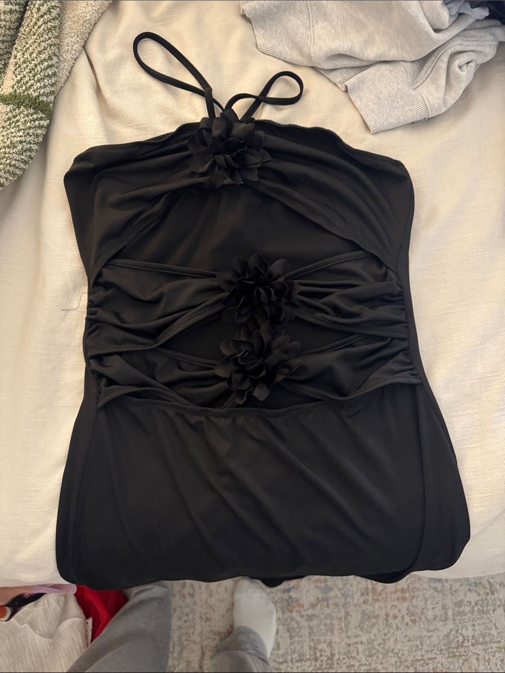 Black Floral Detail One-Piece Dress